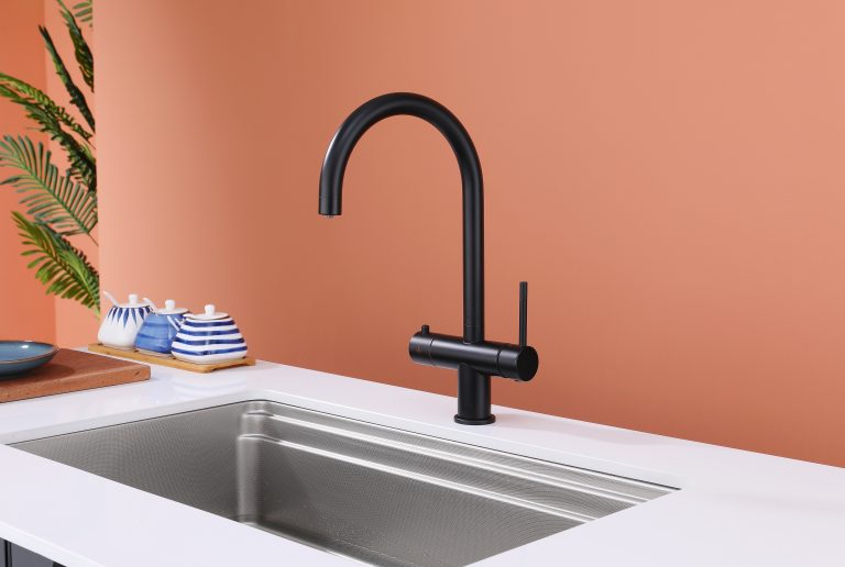 A Step-by-Step Guide to Installing Your Kitchen Tap